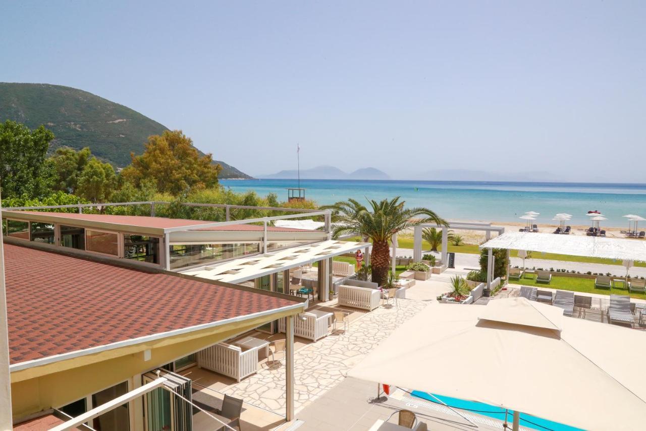 Cosmos Hotel Vasiliki  Exterior photo