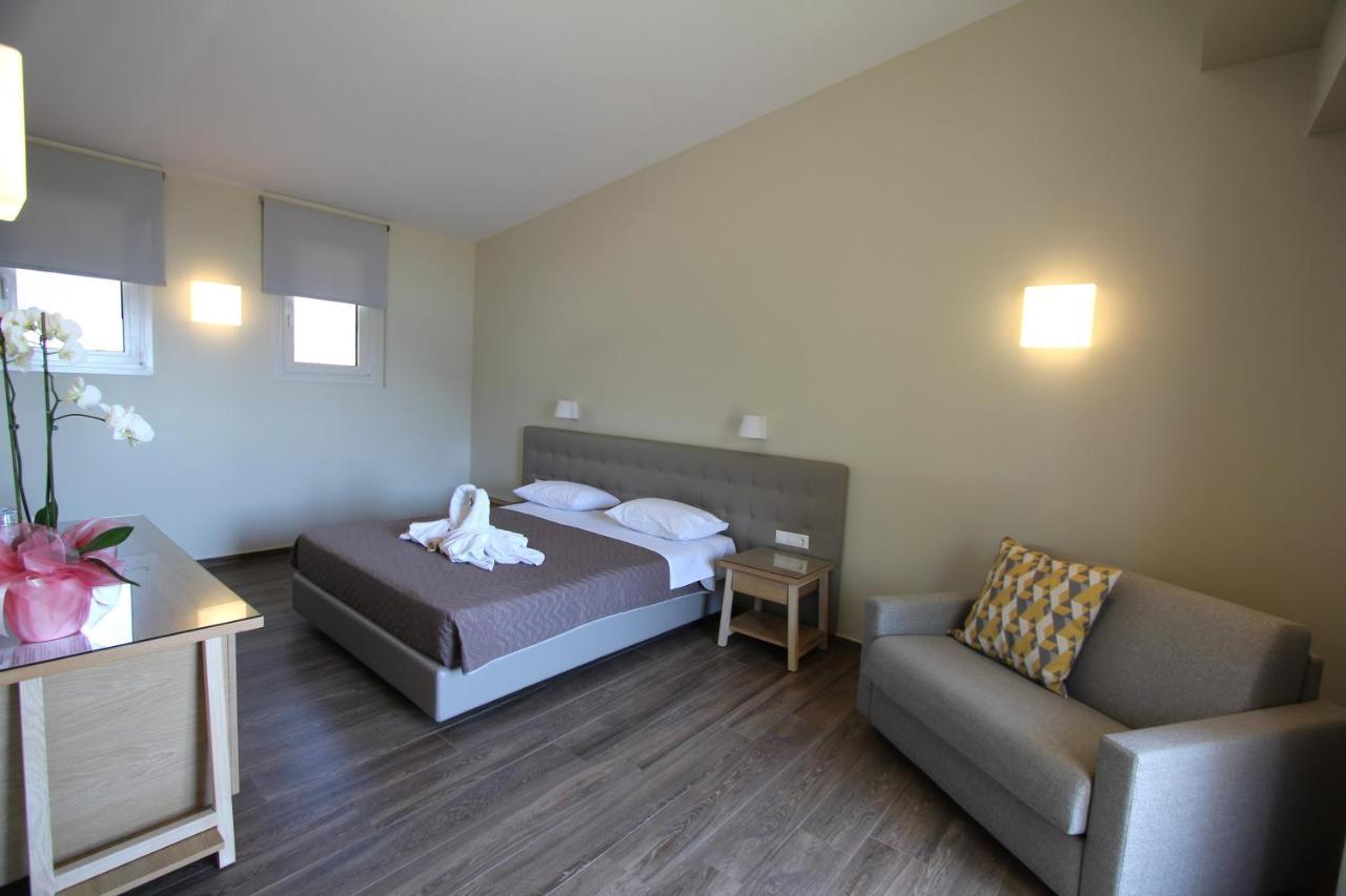 Cosmos Hotel Vasiliki  Exterior photo